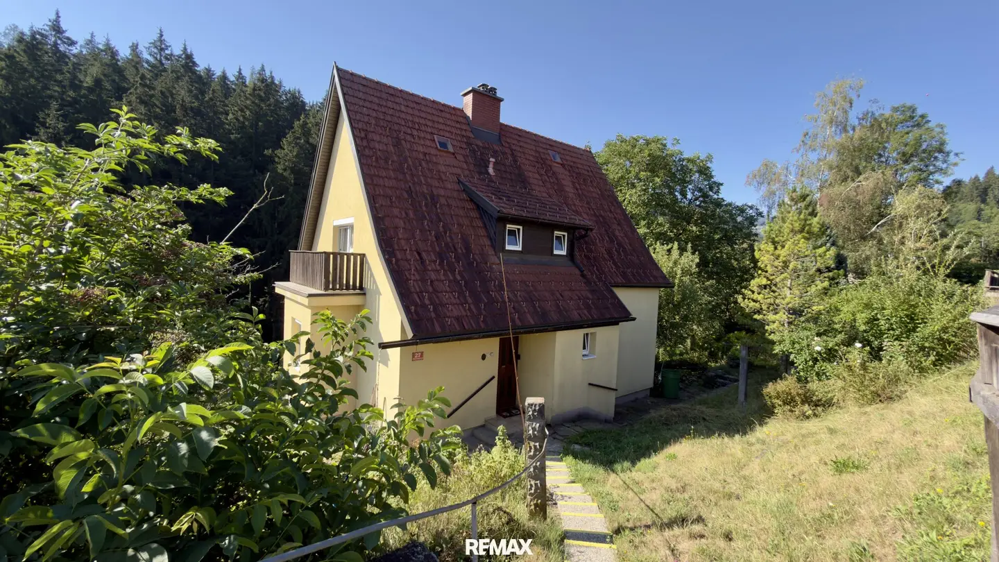 Ihr Platz im Grünen – Ein- oder Zweifamilienhaus mit Wintergarten & großem idyllischem Grundstück