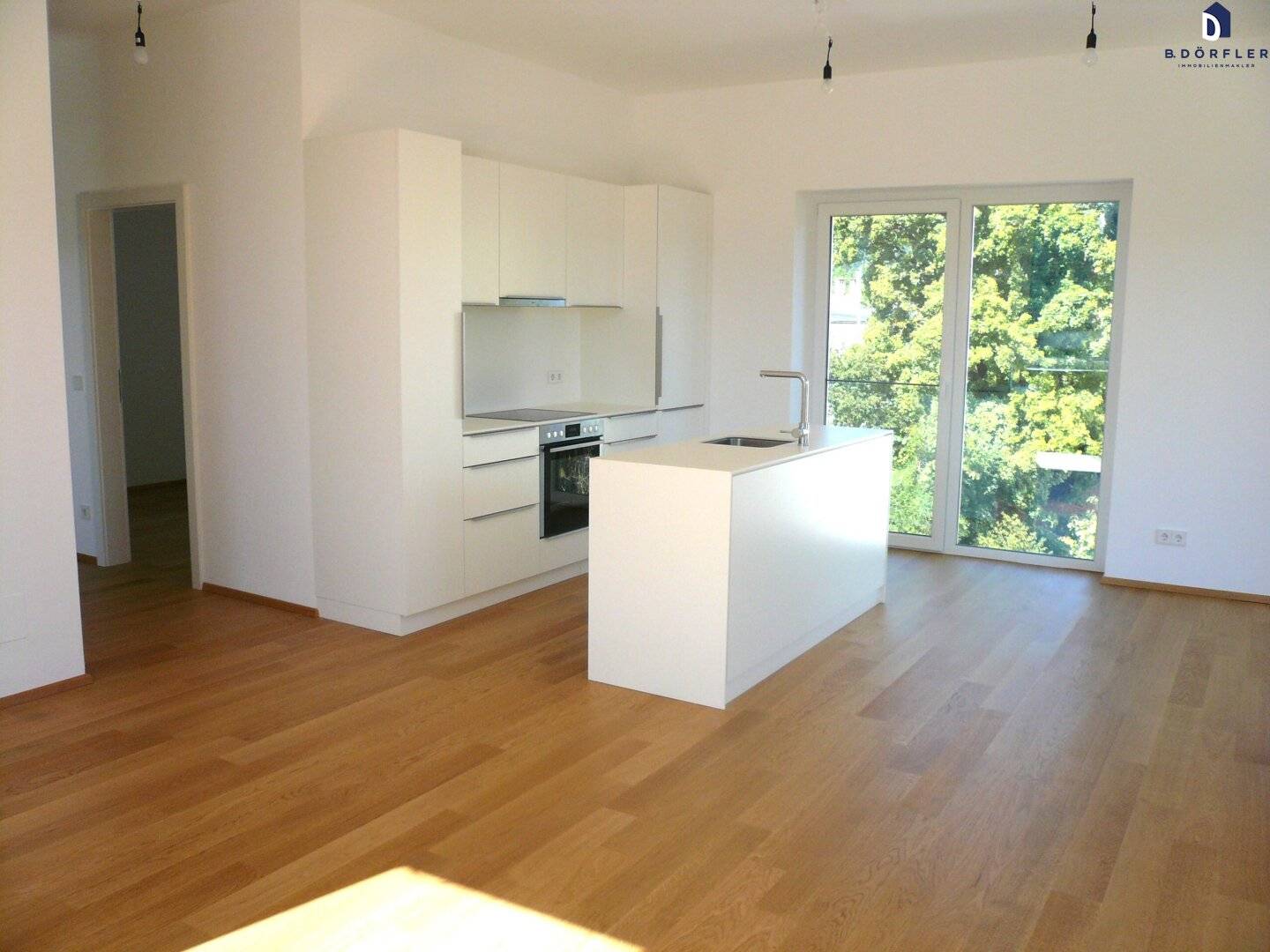 High-quality terrace rental apartment in architect-designed house