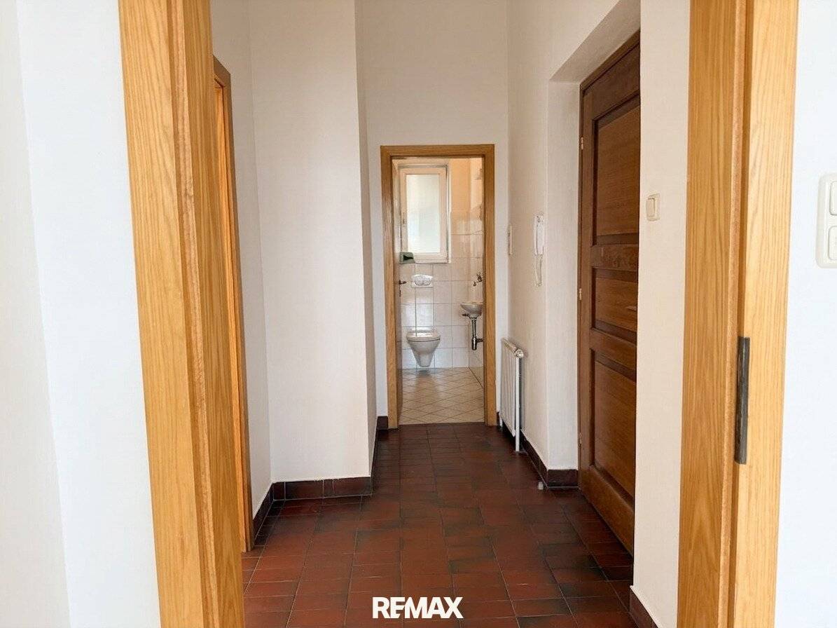 3 office/practice rooms near the train station
