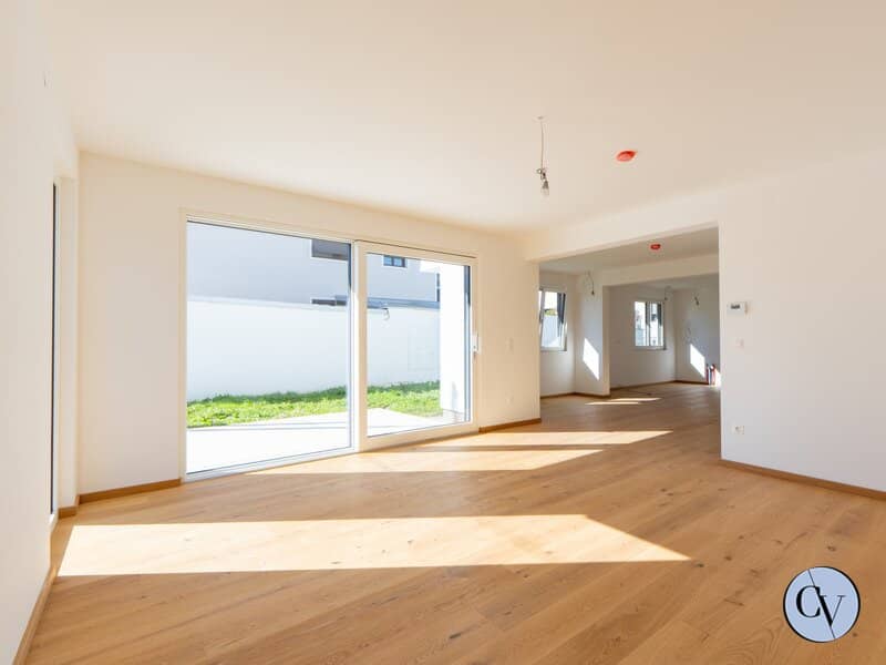 Semi-detached house in Schwarzlackenau - 4 rooms