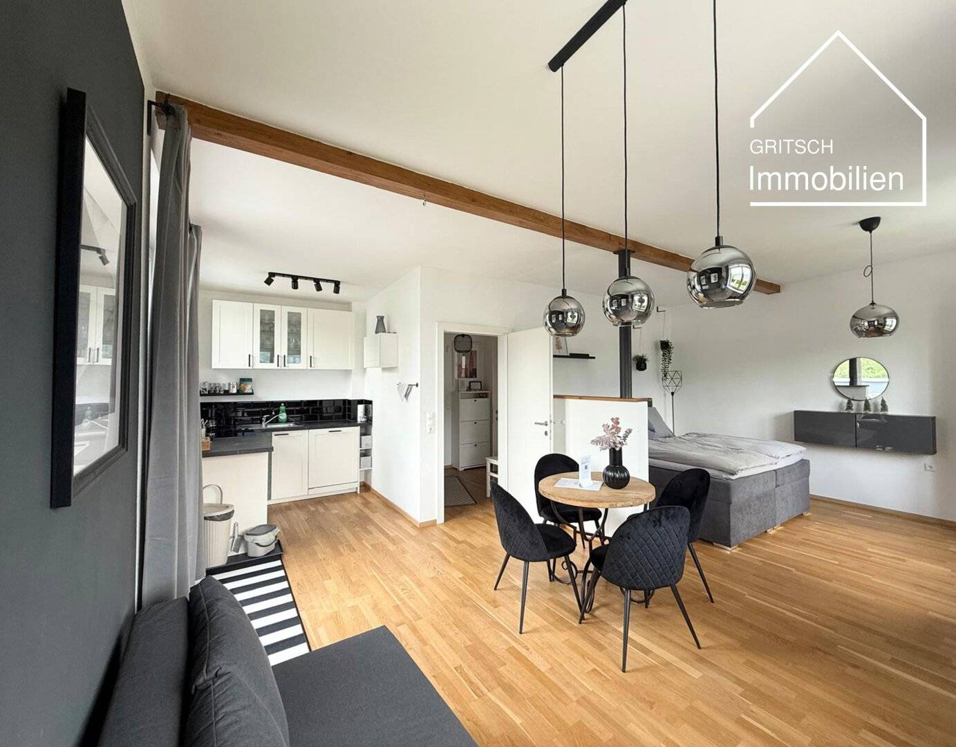 MILS - Charmante Garçonnière mit großer Terrasse und eigenem Zugang