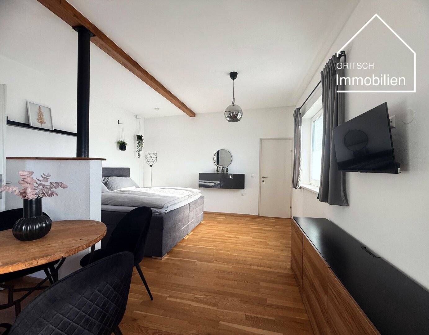 MILS - Charmante Garçonnière mit großer Terrasse und eigenem Zugang