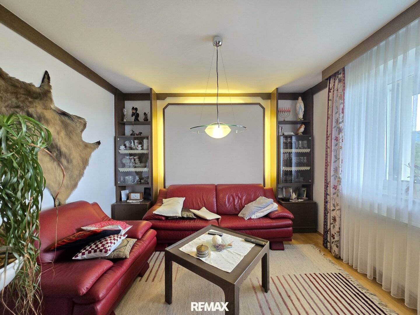 Zweifamilienhaus – traumhafte Aussichtslage mit Garten und Terrasse