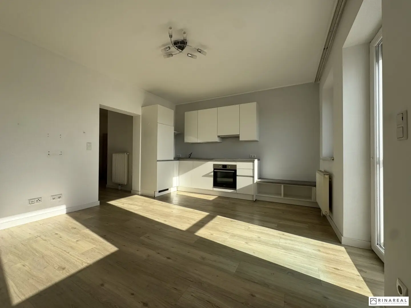 SECOND OCCUPANCY after Renovation // Beautiful 2 Room Apartment with Balcony | 1st Floor | Distant View | Fitted Kitchen | from 1 October 2026