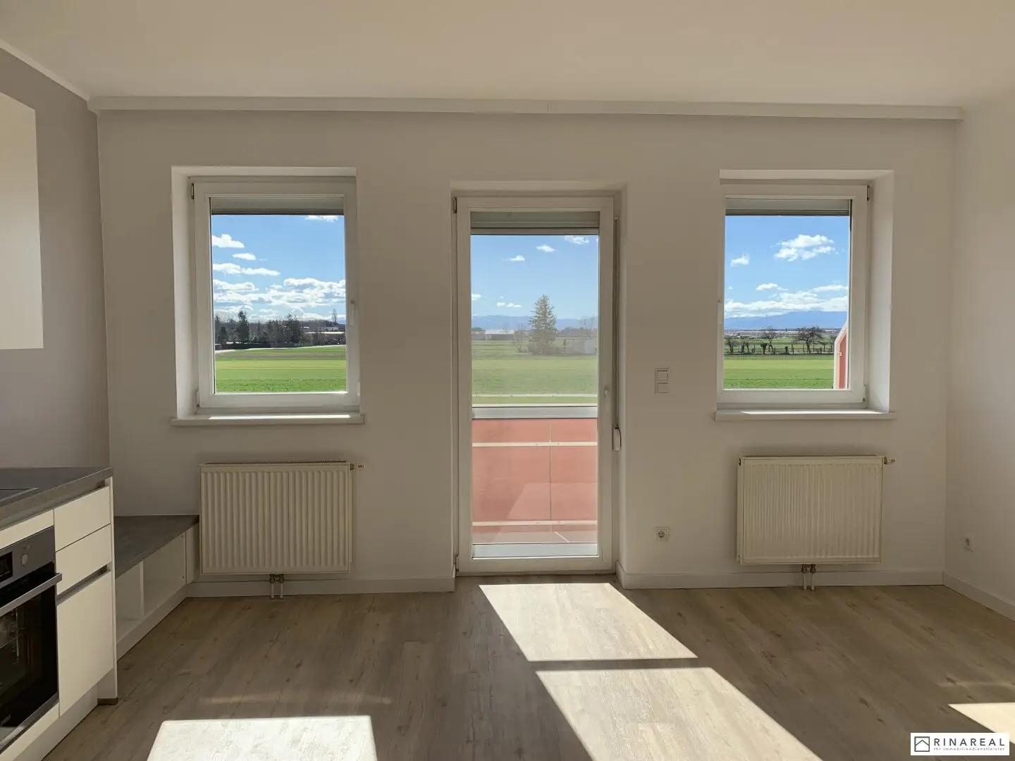 SECOND OCCUPANCY after Renovation // Beautiful 2 Room Apartment with Balcony | 1st Floor | Distant View | Fitted Kitchen | from 1 October 2026