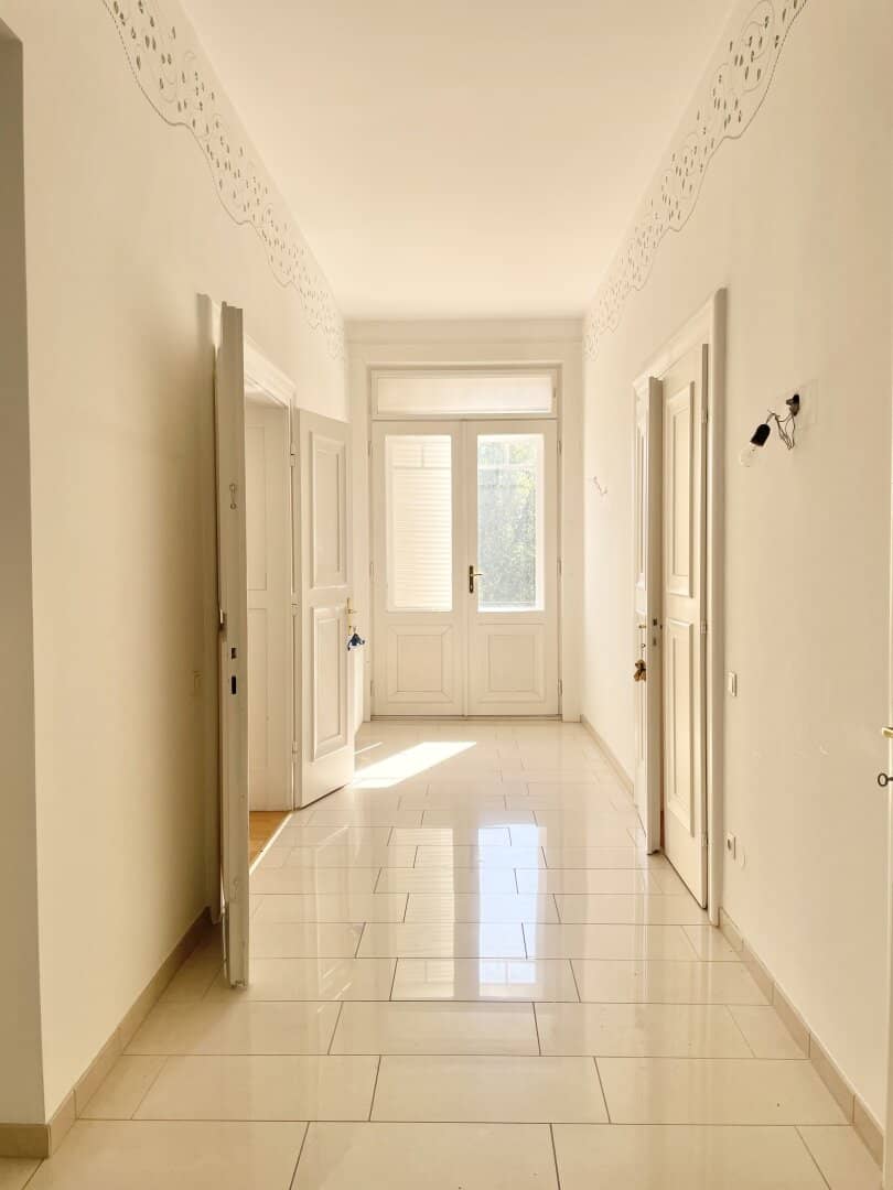 COMMISSION-FREE FROM THE OWNER! UNIQUE SPACIOUS APARTMENT WITH GREAT TERRACE and BALCONY IN THE PAULA VILLA IN PURKERSDORF!