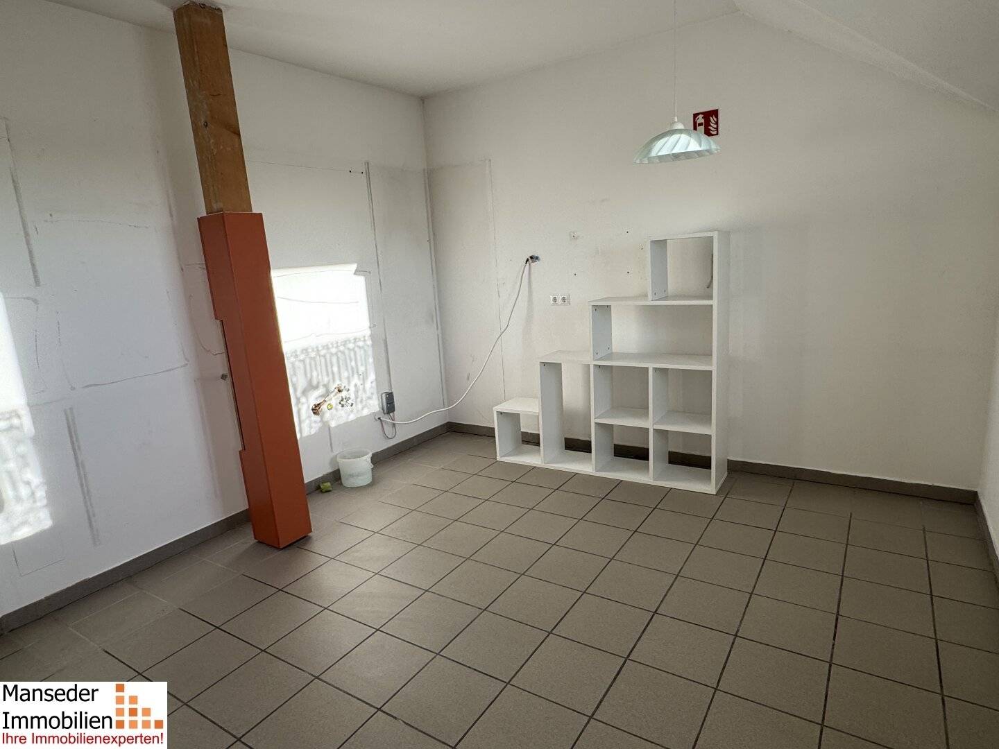Spacious office in the municipality of Kirchstetten at a fair rental price 114 m² usable area
