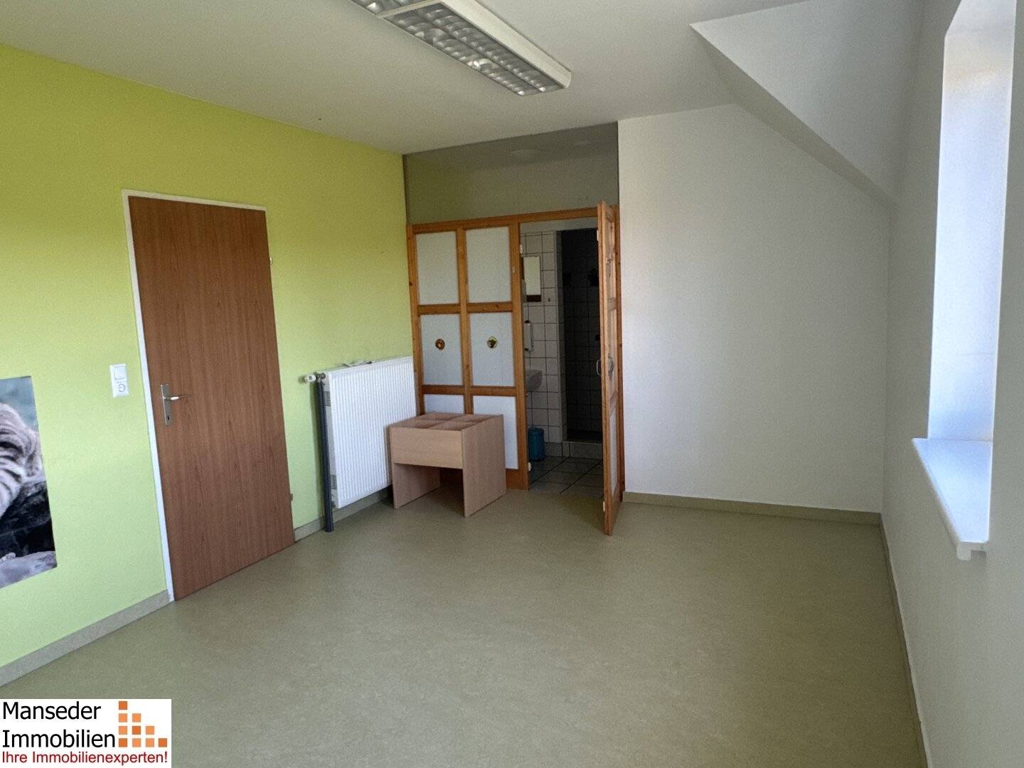 Spacious office in the municipality of Kirchstetten at a fair rental price 114 m² usable area