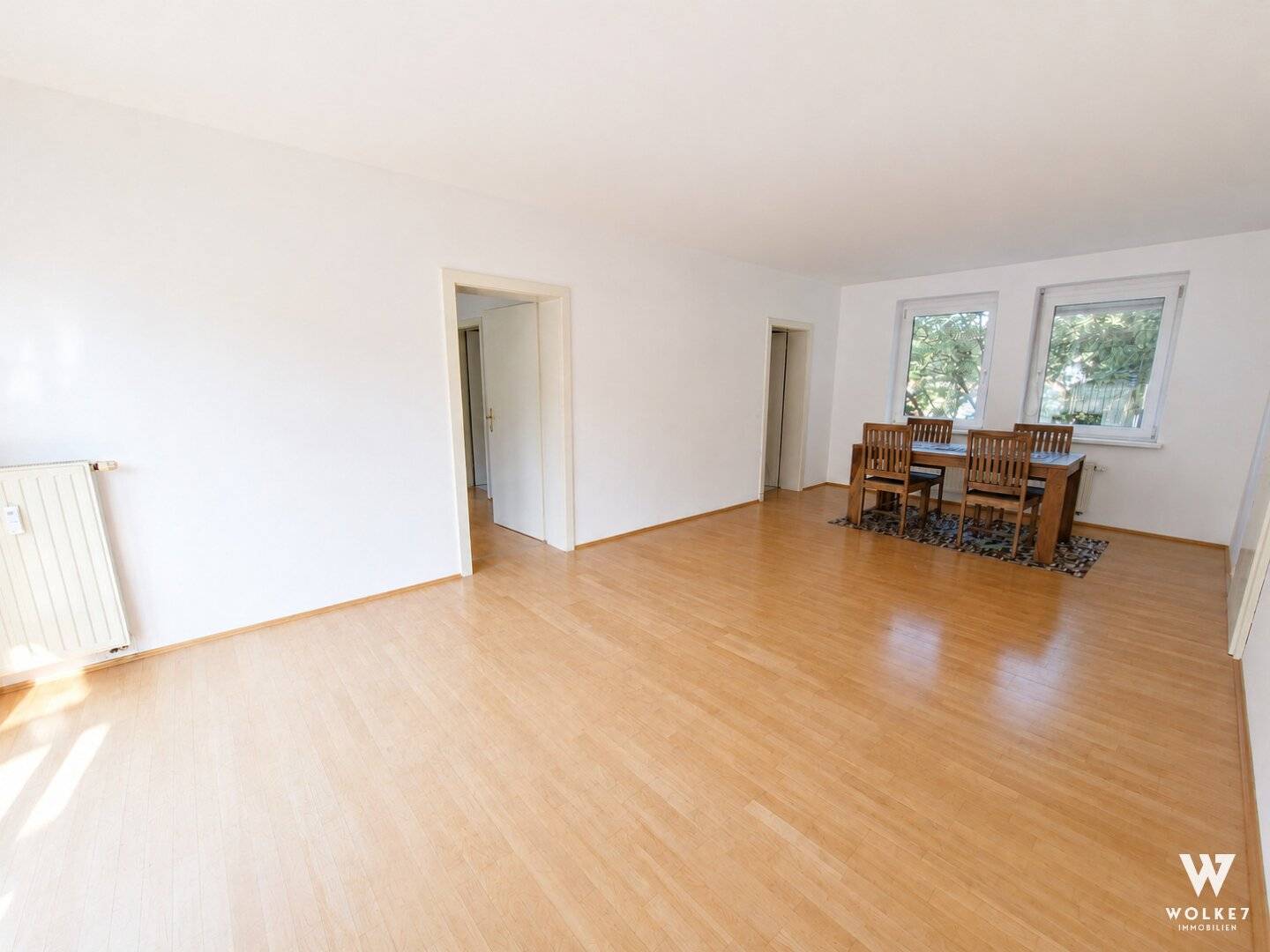 Bright 2-room apartment with spacious living area, 10 m² balcony and carport in Seiersberg