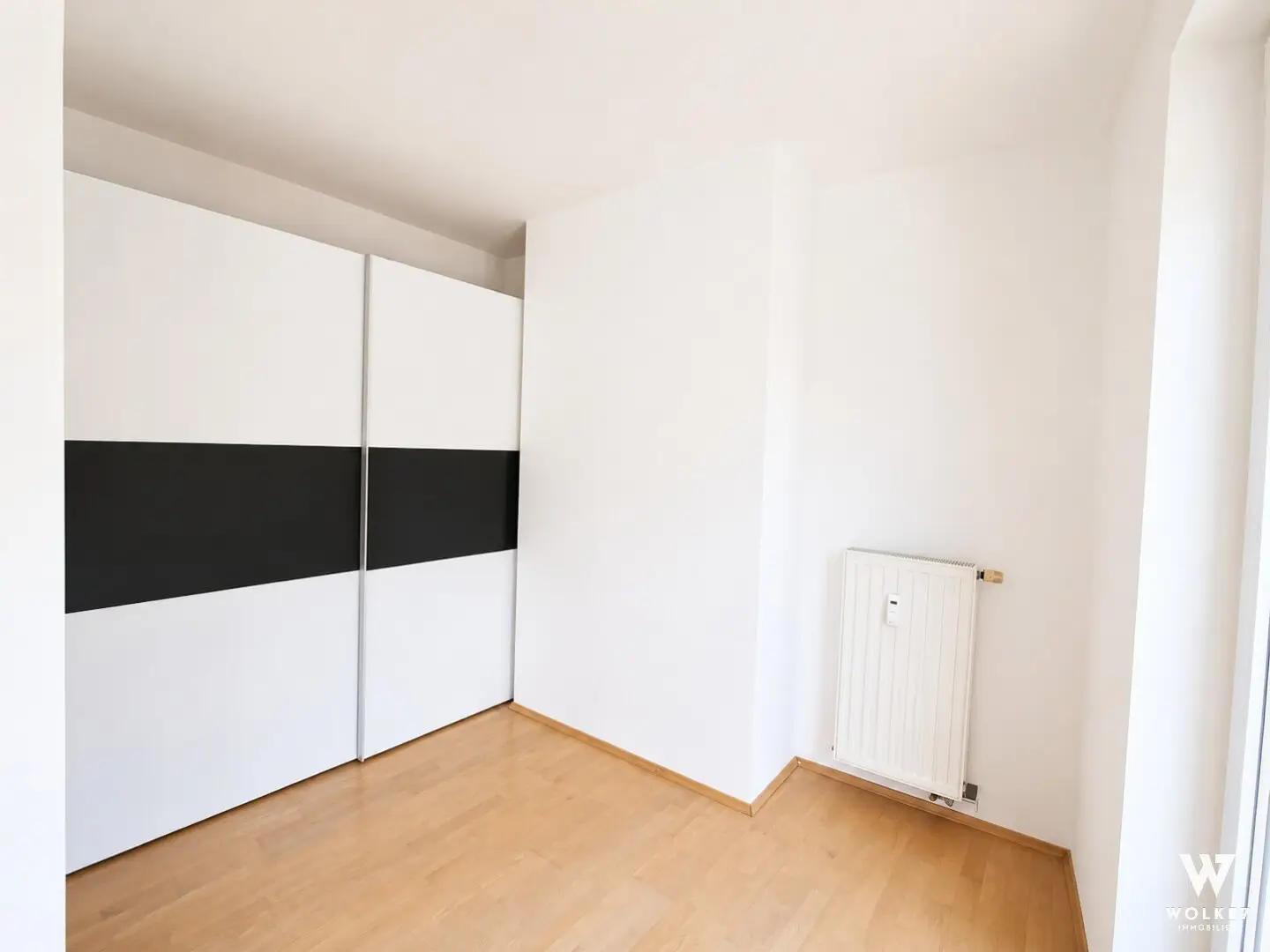 Helle 2-Zimmer-Wohnung mit großzügigem Wohnbereich, 10 m² Balkon & Carport in Seiersberg