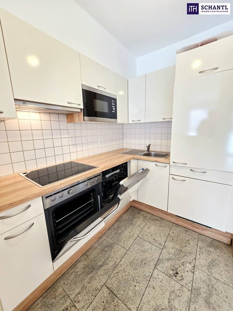 Must Have New price Ideal 2-room apartment with loggia Lots of greenery + garage space available + perfect layout + fair price + great infrastructure Do not hesitate