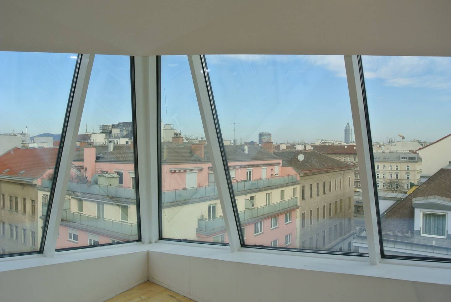 Attractive attic apartment near Augarten and Praterstern