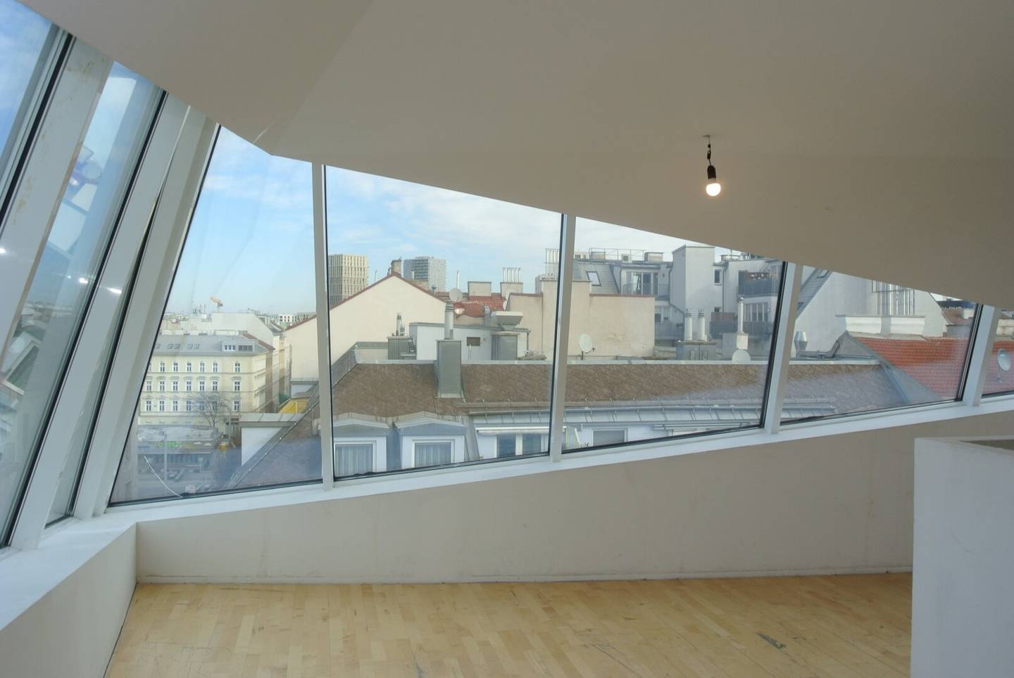 Attractive attic apartment near Augarten and Praterstern