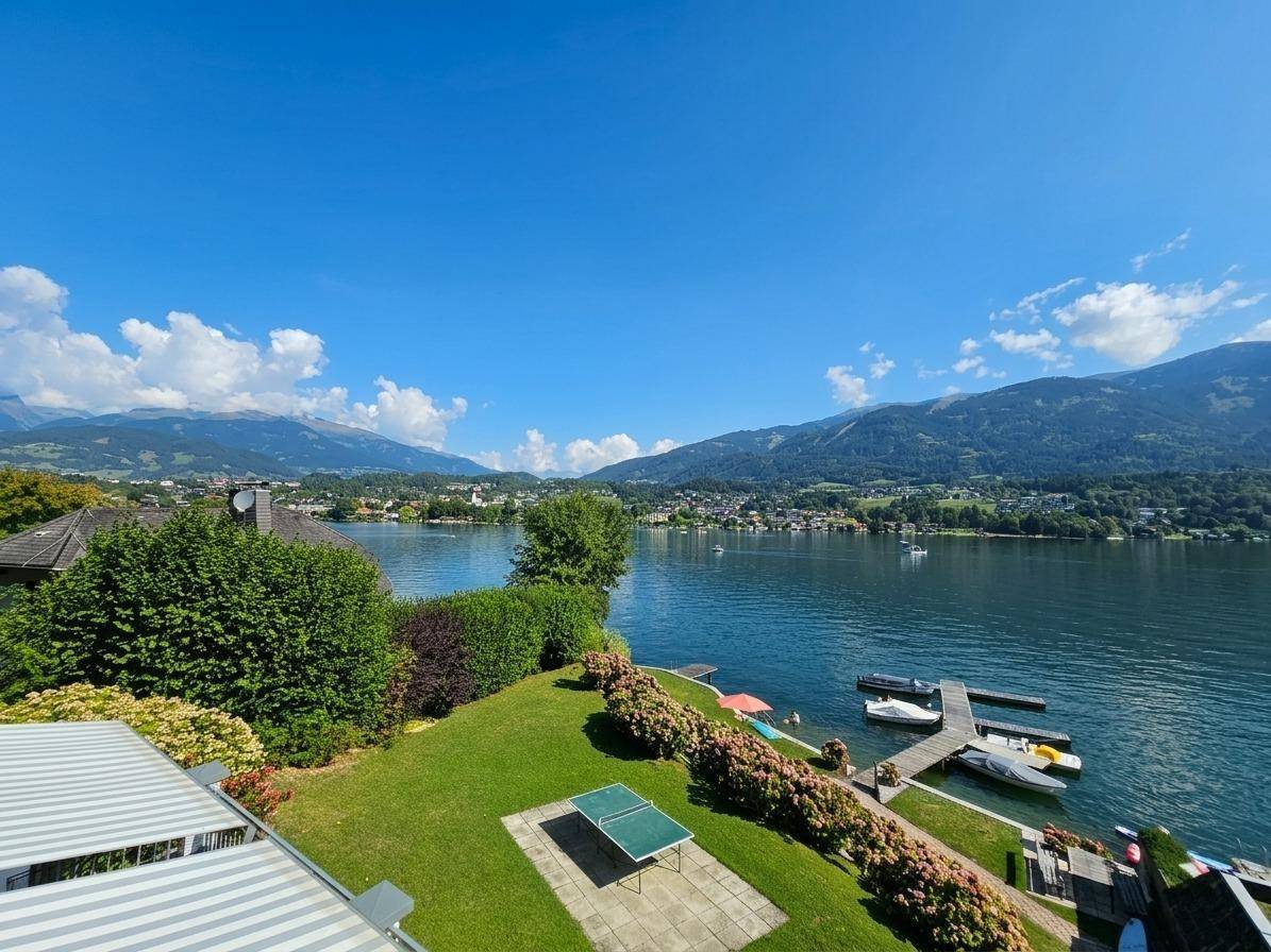 Wohnung with private lake access and boat jetty