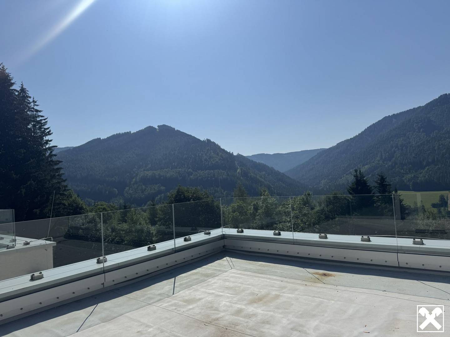 Vollmöblierte Wohnung mit Panoramablick und Sauna
