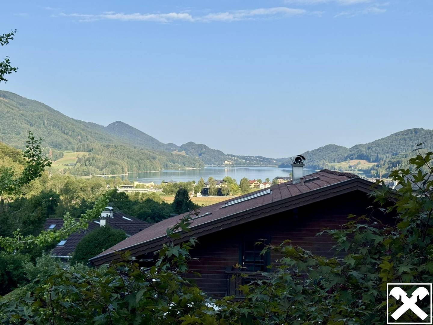 See und Schlossblick mit großem Garten Familienwohnung