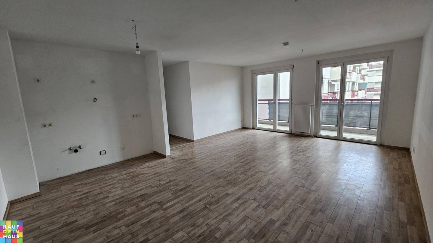 PROMOTION 2 MONTHS RENT FREE 3 ROOM APARTMENT
