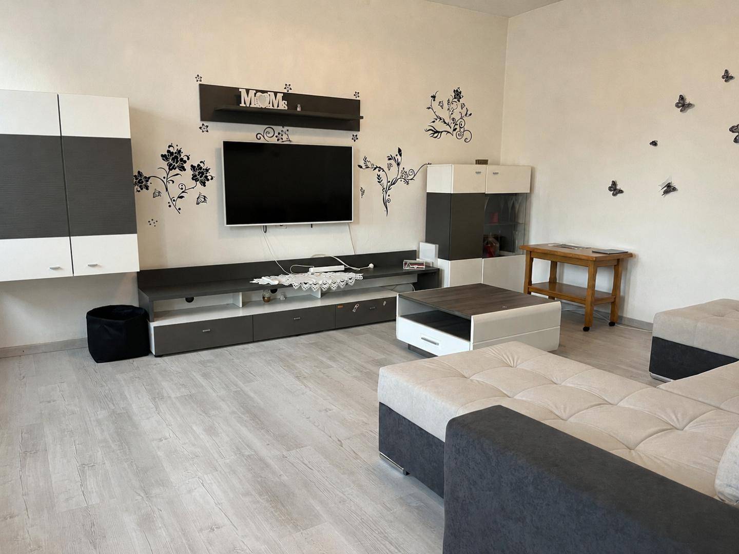 Ruhig gelegenes Erdgeschosswohnung mit Garage und Solaranlage