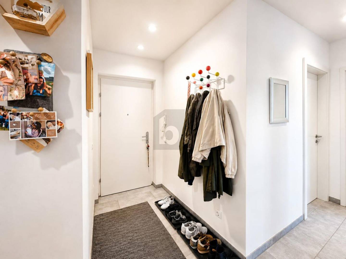 Wohnung in grüner Oase mit Terrasse neben Stadion