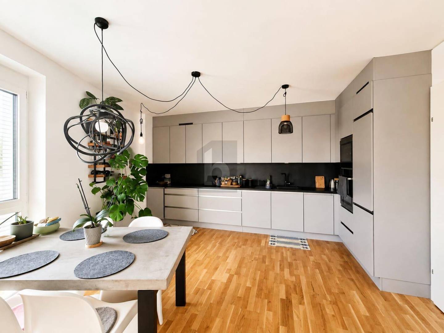 Wohnung in grüner Oase mit Terrasse neben Stadion