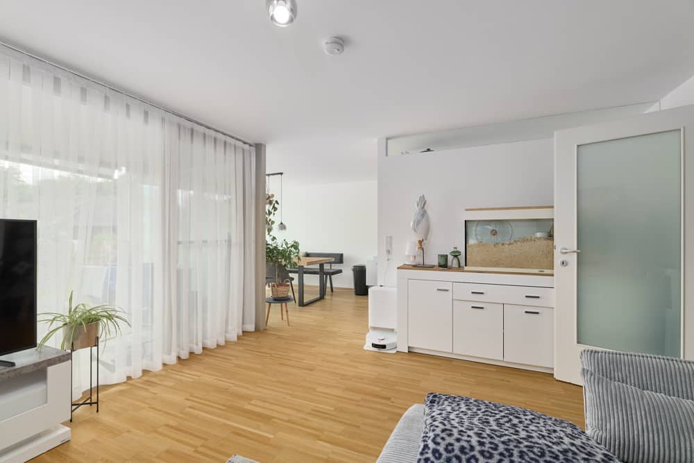 Bright apartment with terrace and underfloor heating