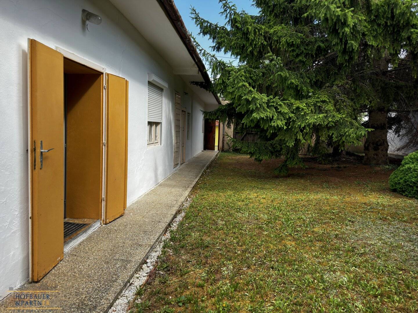 Traditionelles Bauernhaus mit großem Grundstück und vielseitig nutzbarem Stadl
