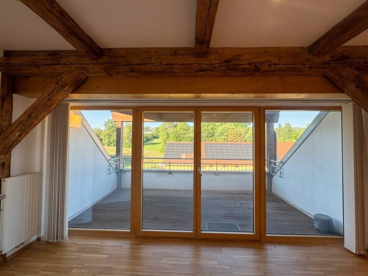 Beautiful attic apartment in a quiet location