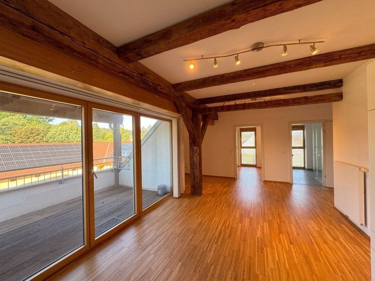 Beautiful attic apartment in a quiet location