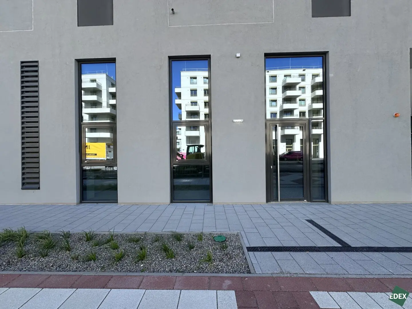 First occupancy | Modern commercial space in the new urban quarter An der Schanze – ideal for medical practices, therapy and health services