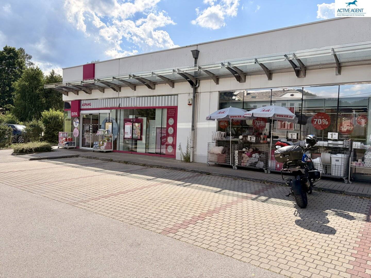 Geschäftslokal mit großem Parkplatz in Aspang Markt zu vermieten