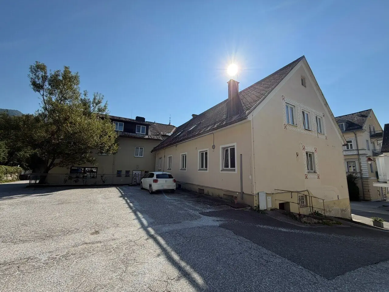 Income property "former Gasthof Huber"