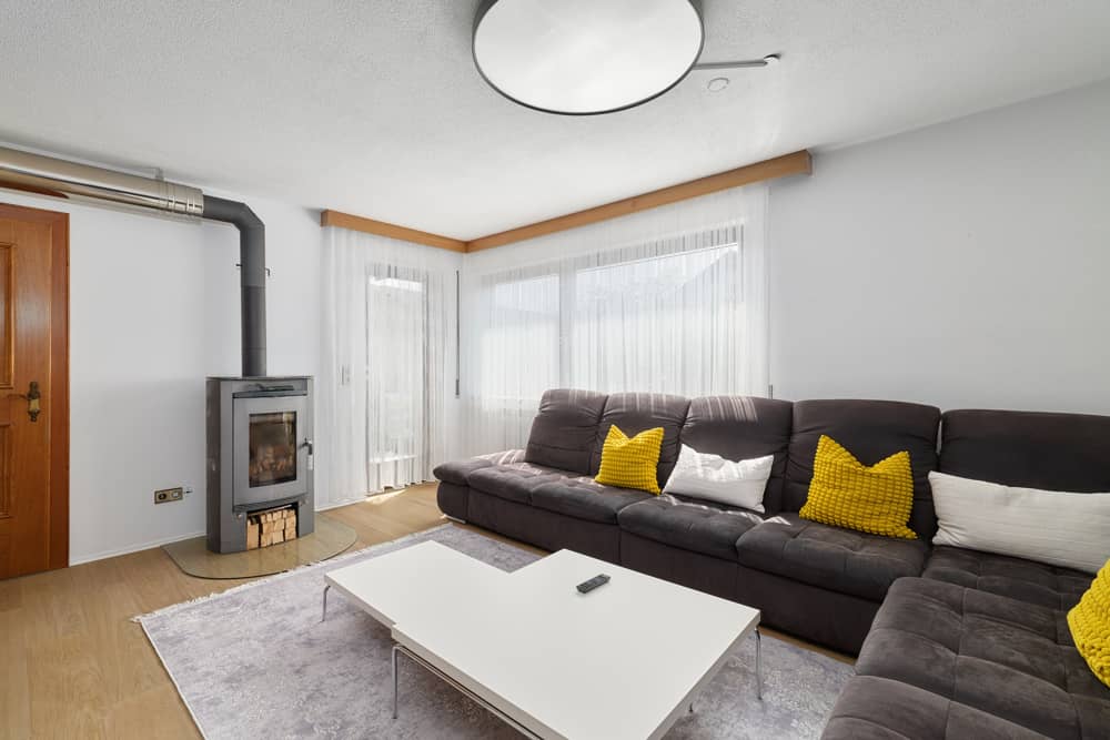 Familienwohnung mit großem Garten und Garage