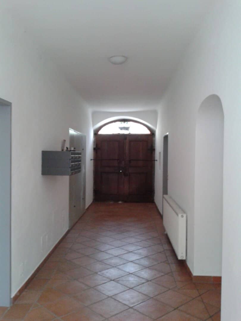 One-room rental apartment small and cozy