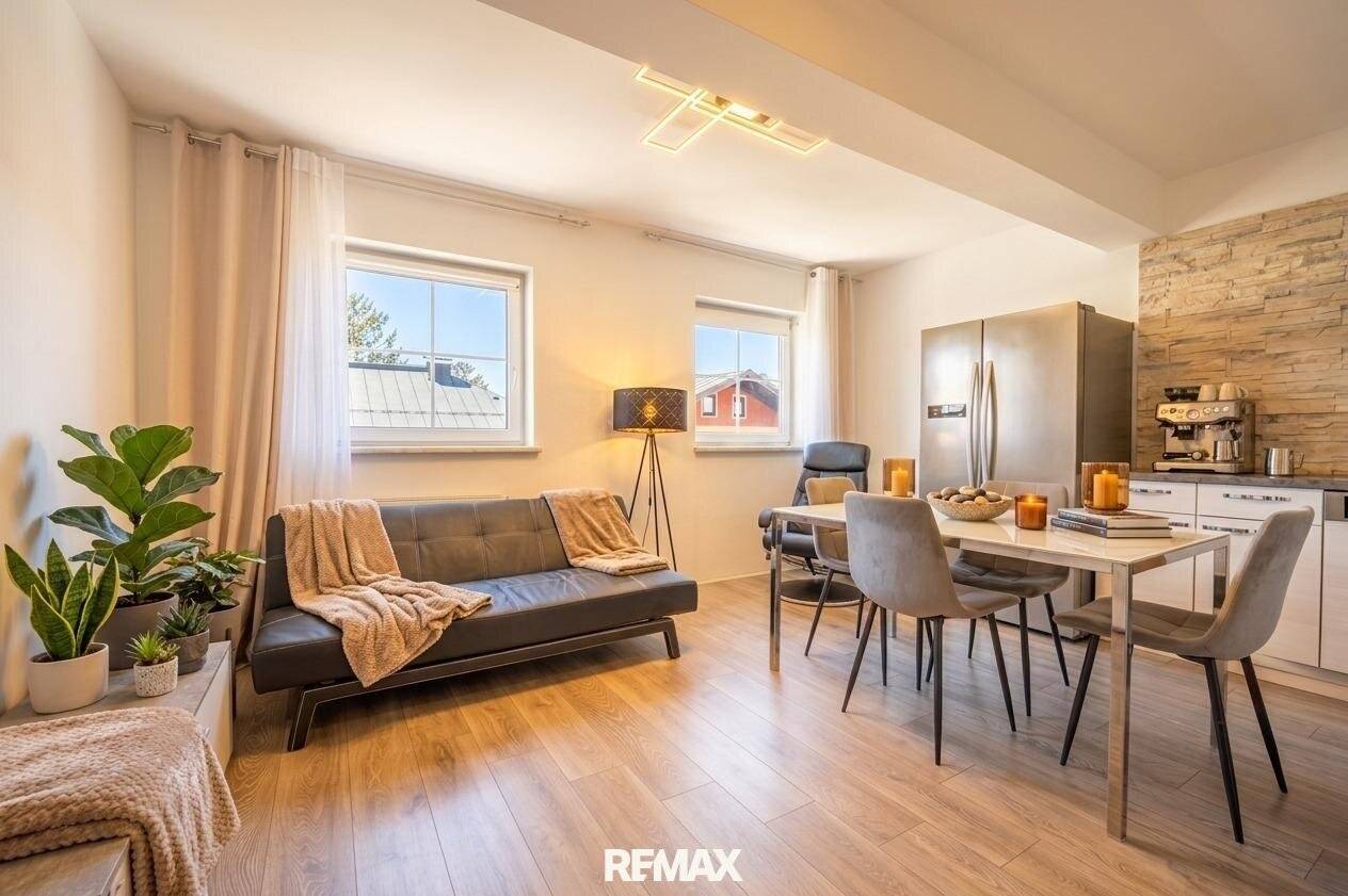 Stadt.Leben  - Vermietete 3 Zi. Maisonettewohnung im Zentrum von Neumarkt am Wallersee