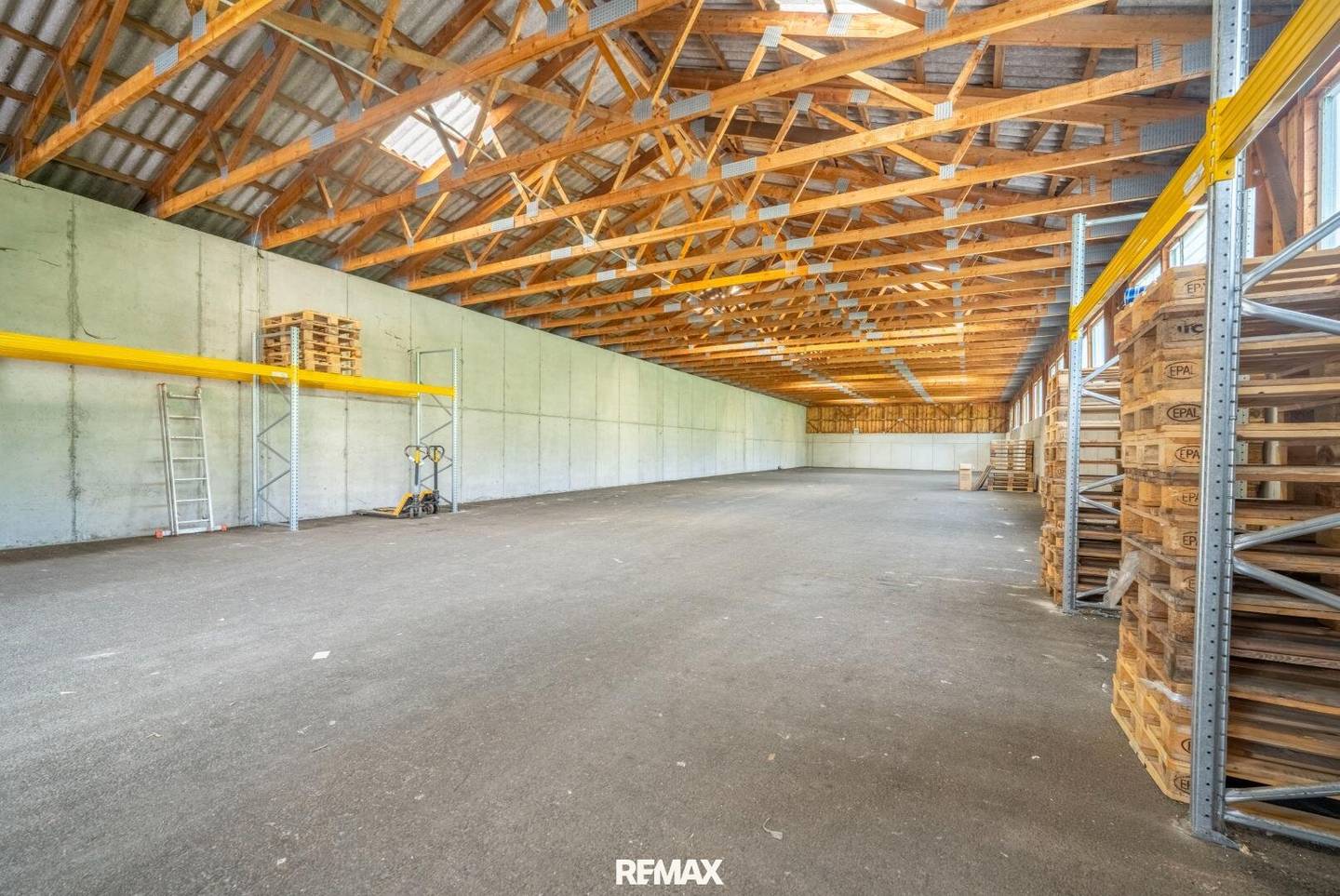 Ihr neuer Betriebsstandort in Ebenau – 577 m² Gewerbehalle nahe Salzburg