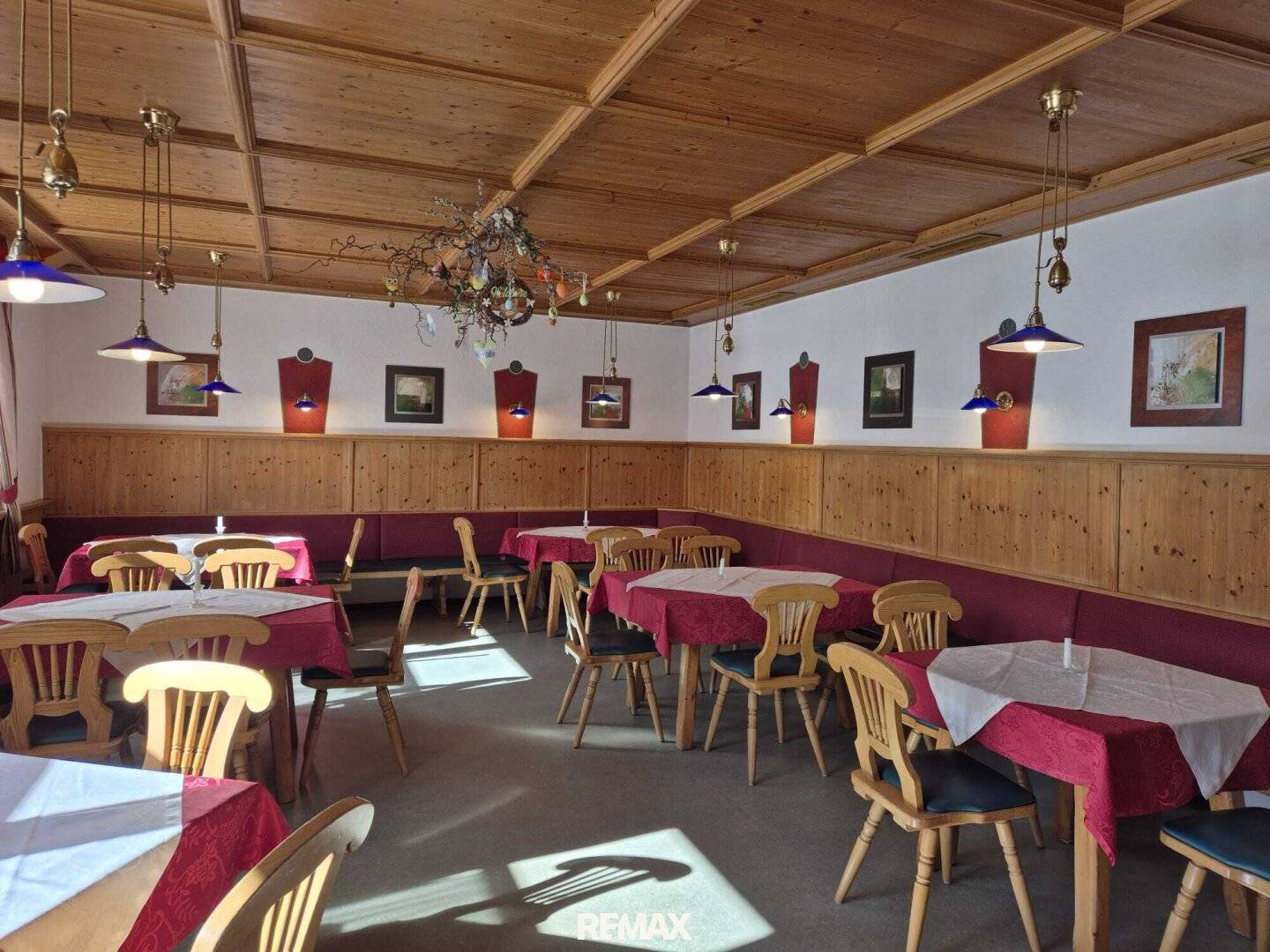 Traditionsgasthof/Restaurant inkl. 220 m² Wohnung im Naturpark Zirbitzkogel - Grebenzen