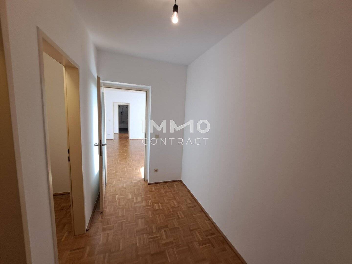 Ruhige und sonnige 2-Zimmer Wohnung mit Terrasse in Nähe der Donaulände - Kaisergasse 12 - 14 ,  Top 1