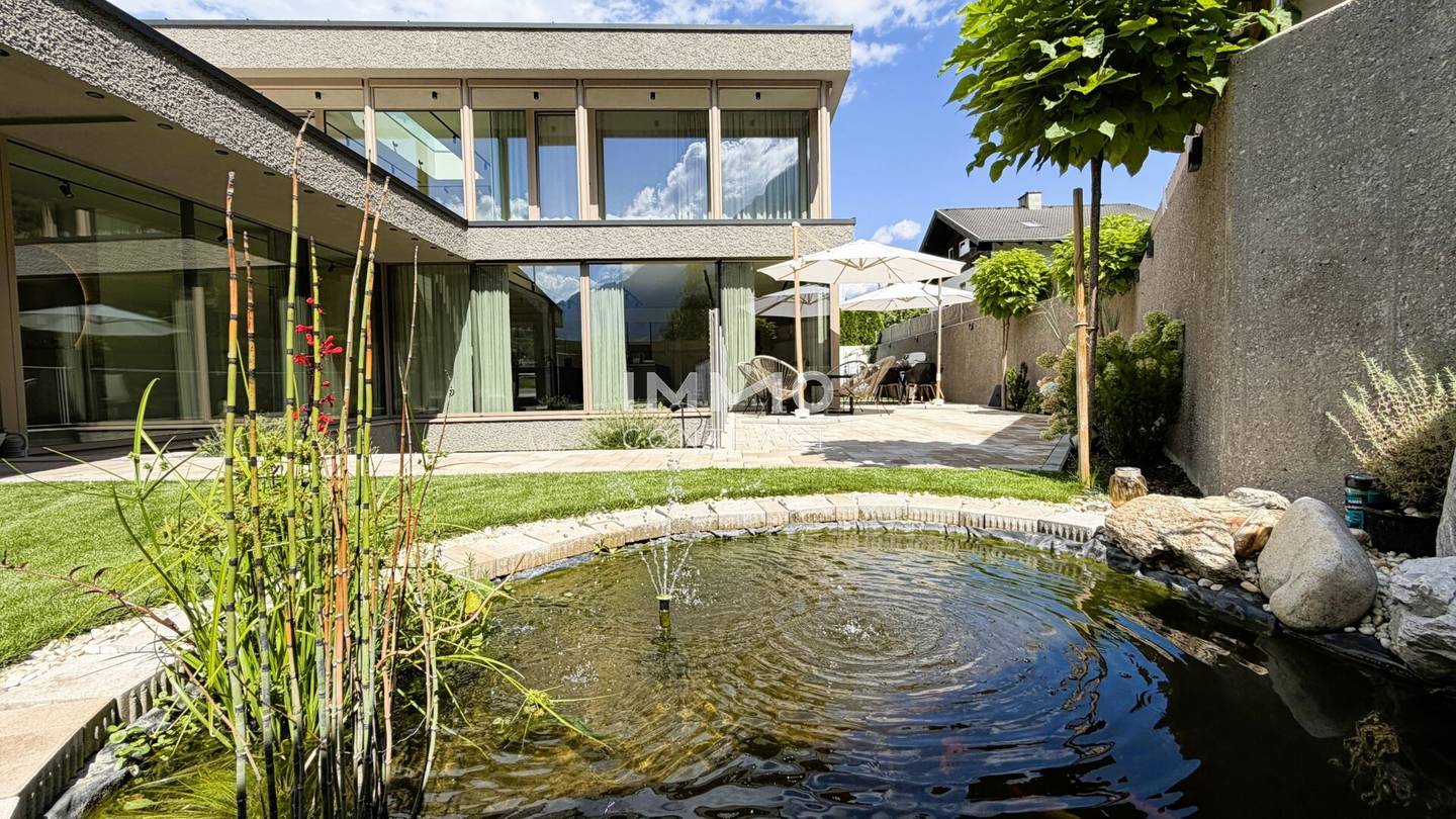 Exclusive Architectural Jewel