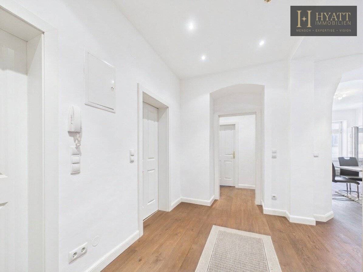 First occupancy after high-quality renovation – Stylish 3-room apartment with 76 m² in quiet location in 1120 Vienna