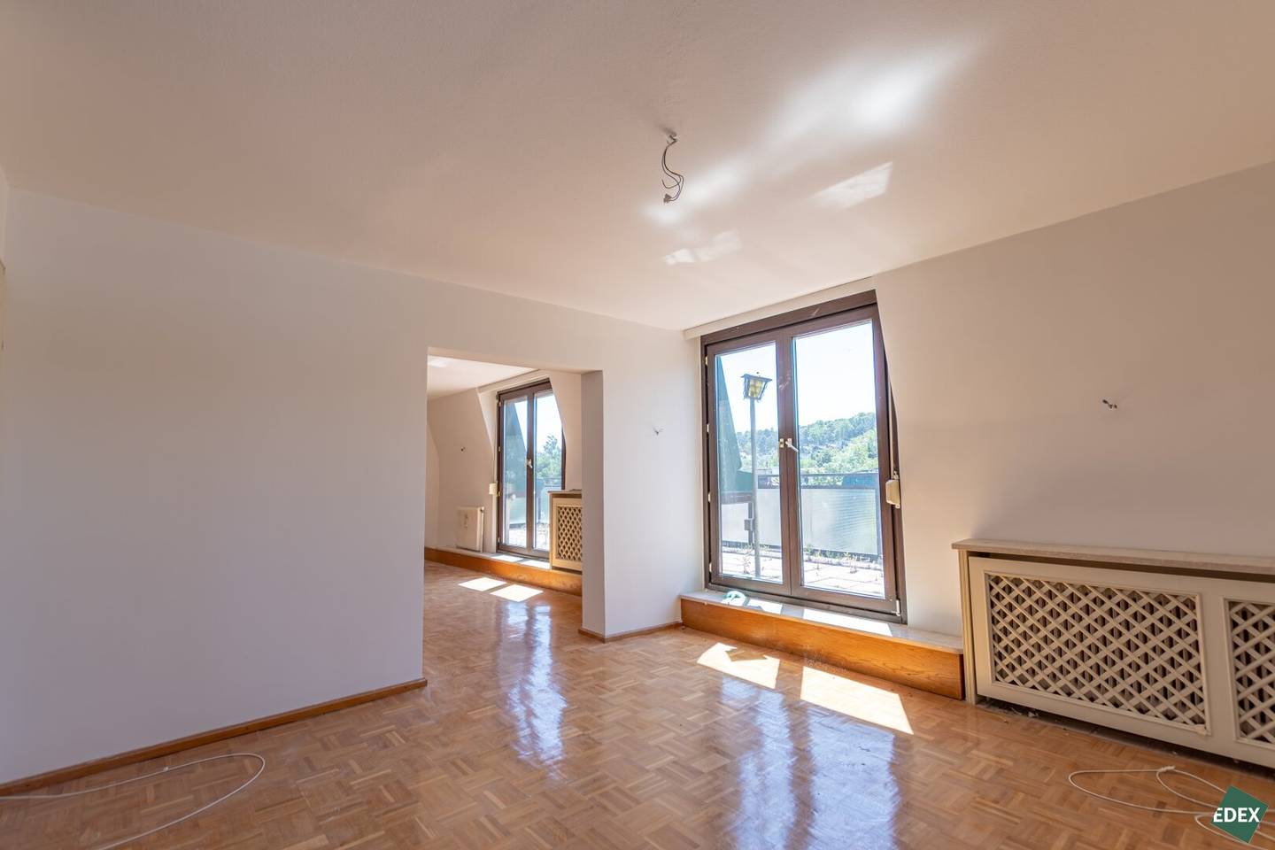 Design Your Living Dream: Maisonette with 30 m² Terrace in Exclusive Quiet Green Location of Neustift am Walde