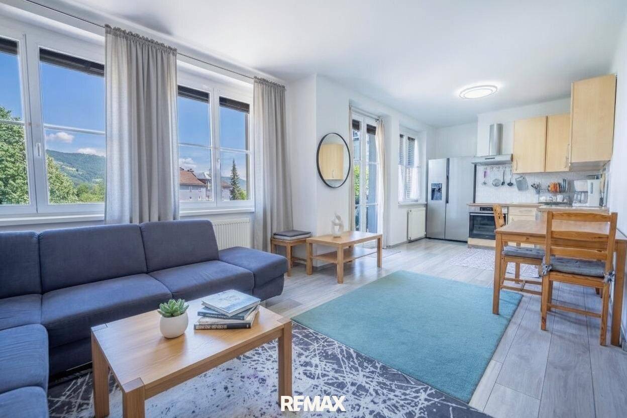 Living with Gaisberg view Charming 2-room apartment with balcony in Salzburg-Gnigl