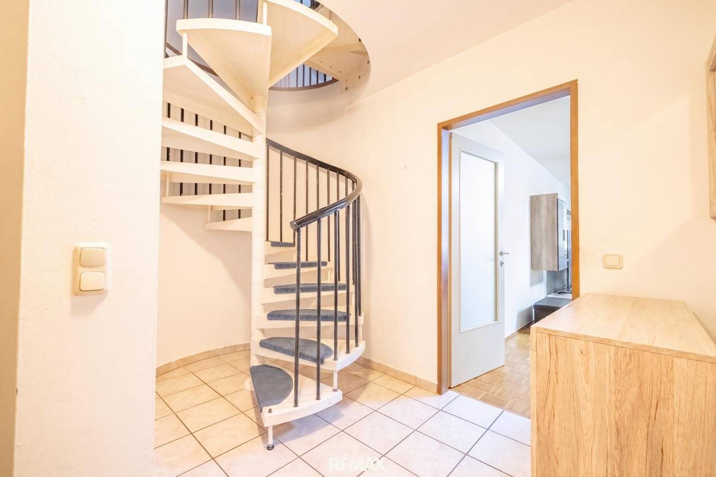 Großzügige 2 Zimmer Wohnung mit Potential in Neumarkt am Wallersee