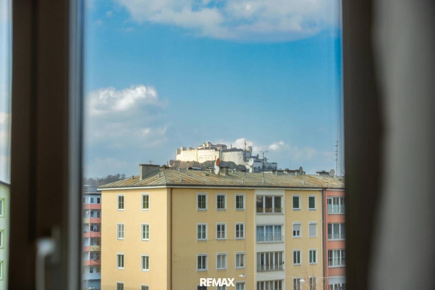 Comfort oasis with fortress view - 2-room apartment in the city of Salzburg