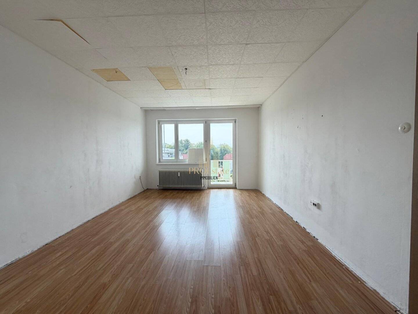 2-room apartment with balcony in Schwanenstadt