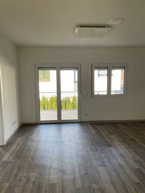 Beautiful air conditioned 4-room apartment in Wies
