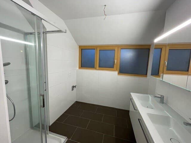 ZEHENSDORF - KLIMATISIERTE 3-ZIMMER-NEUBAU-WOHNUNG - 69m² - BALKON