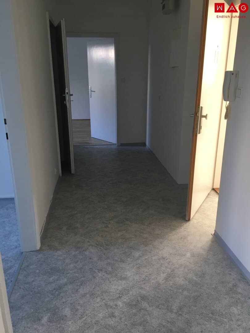 Pure enjoyment promises this quiet and nature-friendly residential area, also take advantage of the great benefits of an excellent infrastructure!
