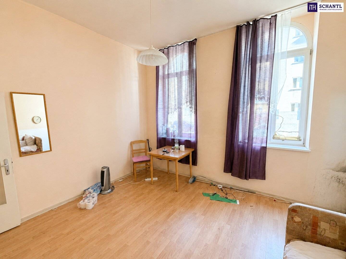 Renovation project with potential in a classic Viennese Gründerzeit building
