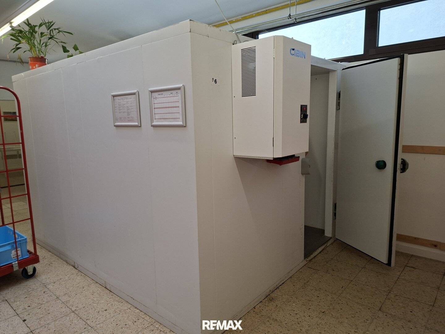 Investment in commercial premises/ stable long-term tenant/ 1030 Vienna
