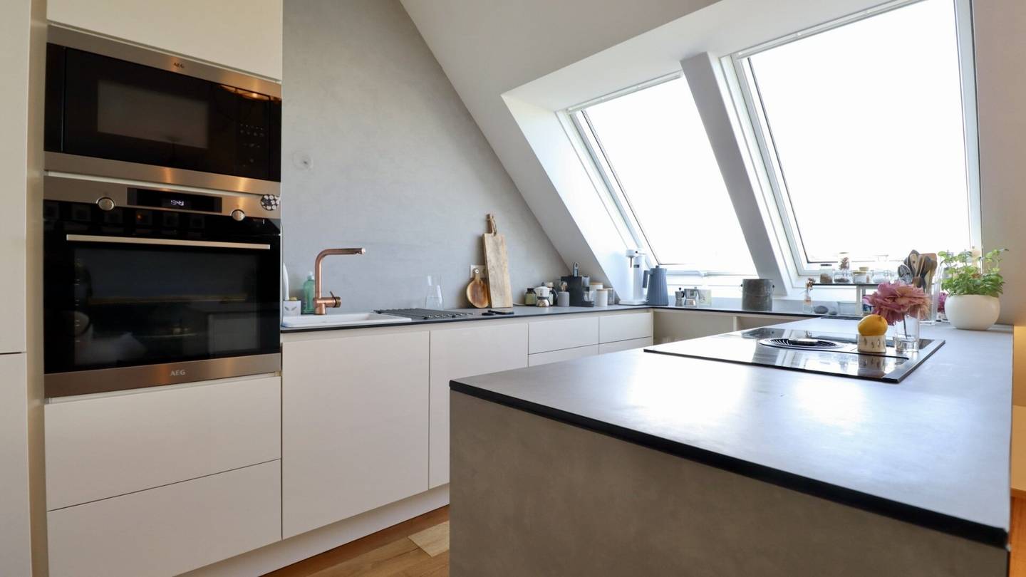 Dachgeschoss-Maisonette mit Sonnenterrasse &amp; Grünblick | 108 m² Wohnkomfort über den Dächern Wiens